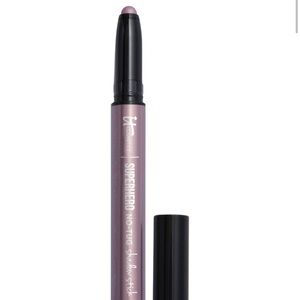 It cosmetics superhero, no tug shadow stick